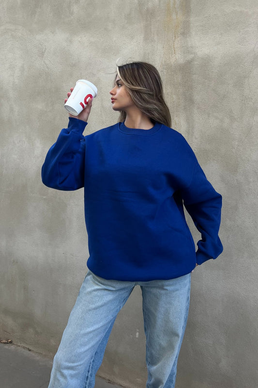 بلوزة قصيرة باللون الازرق