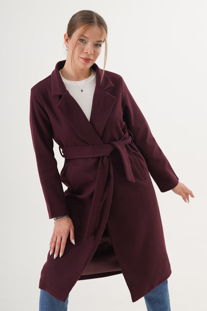 كوت طويل باللون الماروني